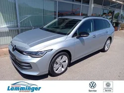 Oyster silver metallic Gebraucht 2024 VW Golf VIII Goal Kombi | 26.990 €