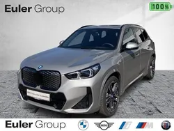 Spacesilber metallic Gebraucht 2024 BMW iX1 Performance SUV | 43.980 € (Etwas zu teuer)