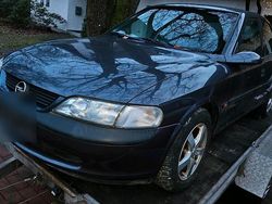 Braun Gebraucht 1996 Opel Vectra Limousine | 1.200 €