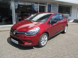 Rot (metallic) Gebraucht 2018 Renault Clio IV LIMITED Limousine | 9.450 € (Fairer Preis)