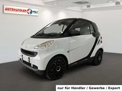 Weiß Gebraucht 2010 Smart ForTwo Coupé Coupé | 2.699 € (Superpreis)