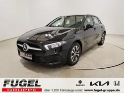 Schwarz Gebraucht 2022 Mercedes A180 Limousine | 22.999 € (Guter Preis)