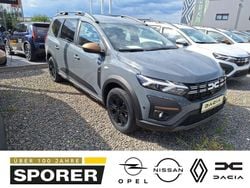 Grau Neu 2025 Dacia Jogger Extreme Van / Kleinbus | 24.080 € (Etwas zu teuer)