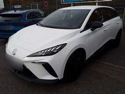 Weiß Gebraucht 2022 MG MG4 EV Kleinwagen | 15.250 € (Etwas zu teuer)