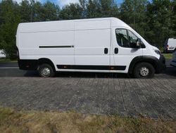 Weiß Gebraucht 2022 Opel Movano Van | 17.400 € (Guter Preis)