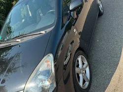 Schwarz Gebraucht 2008 Toyota Corolla Verso Van / Kleinbus | 3.500 € (Fairer Preis)