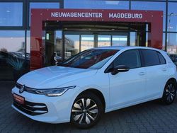 Pure white Gebraucht 2024 VW Golf VIII Goal Limousine | 28.880 € (Superpreis)