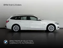 Weiss Gebraucht 2022 BMW 320e Sport Line Kombi | 29.950 € (Superpreis)