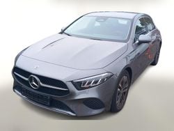 Grau Gebraucht 2023 Mercedes A180 Progressive Limousine | 27.488 € (Fairer Preis)