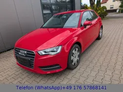 Rot Gebraucht 2014 Audi A3 Attraction Limousine | 9.998 €