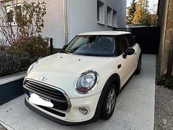 Weiß Gebraucht 2016 Mini ONE Kleinwagen | 4.200 €