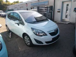 Casabl/arctic/eisweiss/kaolin Gebraucht 2011 Opel Meriva Design Edition Van / Kleinbus | 2.990 € (Fairer Preis)