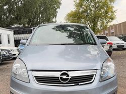 Grau Gebraucht 2007 Opel Zafira Limousine | 2.250 € (Guter Preis)
