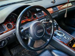 Silber Gebraucht 2025 Audi A8 S-Line Limousine | 3.500 €