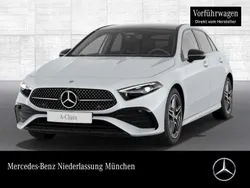 Weiß Gebraucht 2023 Mercedes A250 AMG Limousine | 37.990 € (Fairer Preis)