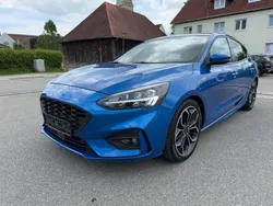 Blau Gebraucht 2019 Ford Focus ST-Line Limousine | 15.650 € (Fairer Preis)