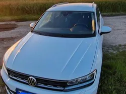 Weiß Gebraucht 2019 VW Tiguan R-line SUV | 23.900 € (Guter Preis)