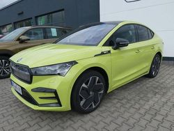 Grün Gebraucht 2025 Skoda Enyaq iV Suite SUV | 58.560 € (Etwas zu teuer)