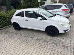 Weiß Gebraucht 2008 Opel Corsa Limousine | 1.450 € (Guter Preis)