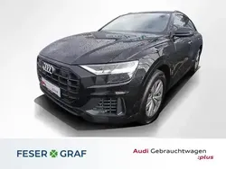 Mythosschwarz metallic Gebraucht 2021 Audi Q8 Ambiente SUV | 55.980 € (Superpreis)