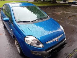 Blau Gebraucht 2010 Fiat Punto Evo Kleinwagen | 5.000 € (Teuer)