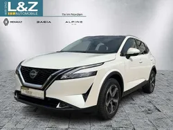 Weiß Gebraucht 2023 Nissan Qashqai N-Connecta SUV | 29.780 € (Teuer)