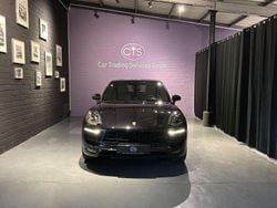 Tiefschwarz Gebraucht 2016 Porsche Macan GTS Sport SUV | 40.900 € (Fairer Preis)