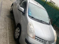 Grau Gebraucht 2007 Nissan Note Acenta Van / Kleinbus | 1.800 € (Guter Preis)