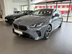 Grau Gebraucht 2024 BMW 120 M Sport Kleinwagen | 34.490 € (Fairer Preis)