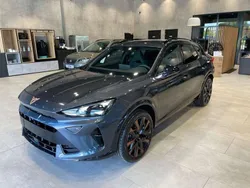 Grau Gebraucht 2024 Cupra Formentor SUV | 39.902 € (Teuer)