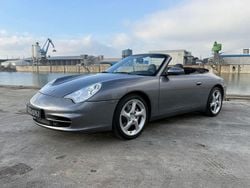 Grau Gebraucht 2003 Porsche 911 Carrera 4 Cabriolet Cabrio | 39.800 € (Fairer Preis)
