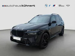 M carbonschwarz metallic Neu 2025 BMW X7 M Sport SUV | 120.990 € (Fairer Preis)