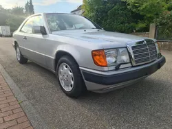 Silber Gebraucht 1993 Mercedes E320 Coupé | 11.900 €