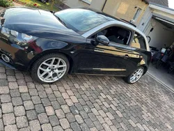 Schwarz Gebraucht 2012 Audi A1 Attraction Kleinwagen | 7.900 € (Teuer)
