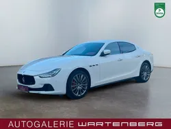 Weiß Gebraucht 2016 Maserati Ghibli Coupé | 32.980 € (Fairer Preis)