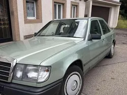 Gebraucht 1989 Mercedes E230 Limousine | 9.999 €