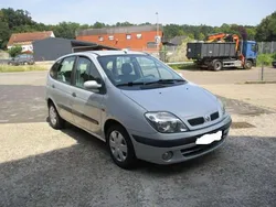 Silber Gebraucht 2003 Renault Scénic Authentique Van / Kleinbus | 1.190 € (Etwas zu teuer)