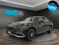 Grau Gebraucht 2022 Mercedes E400 Exclusive Limousine | 52.260 € (Teuer)