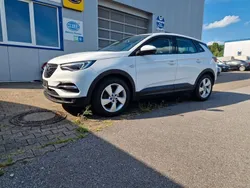 Weiß Gebraucht 2018 Opel Grandland X SUV | 11.888 € (Etwas zu teuer)