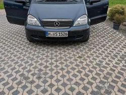 Blau Gebraucht 2002 Mercedes A170 Kleinwagen | 1.200 € (Fairer Preis)