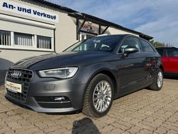 Grau Gebraucht 2016 Audi A3 Ambiente Limousine | 9.999 € (Superpreis)