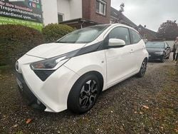Weiß Gebraucht 2019 Toyota Aygo Team Kleinwagen | 7.450 € (Guter Preis)