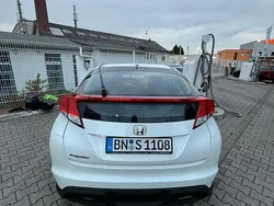 Weiß Gebraucht 2013 Honda Civic Comfort Limousine | 8.000 € (Guter Preis)