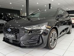 Schwarz Gebraucht 2023 Ford Focus ST-Line Limousine | 18.990 € (Etwas zu teuer)