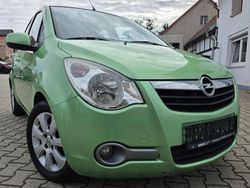 Grün Gebraucht 2008 Opel Agila Edition Limousine | 2.699 € (Etwas zu teuer)