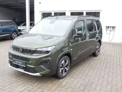 Sirkkagrün Neu 2025 Peugeot Rifter GT Van / Kleinbus | 36.450 € (Teuer)
