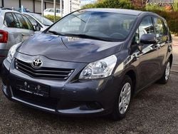 Grey metallic Gebraucht 2011 Toyota Verso Basis Van / Kleinbus | 7.980 € (Fairer Preis)