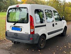 Weiß Gebraucht 2004 Renault Kangoo Kombi | 900 €