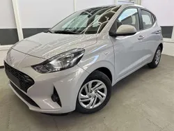Weiß Neu 2025 Hyundai i10 Comfort Kleinwagen | 14.989 € (Guter Preis)