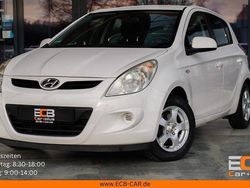 Weiß Gebraucht 2011 Hyundai i20 Classic Limousine | 3.490 € (Teuer)